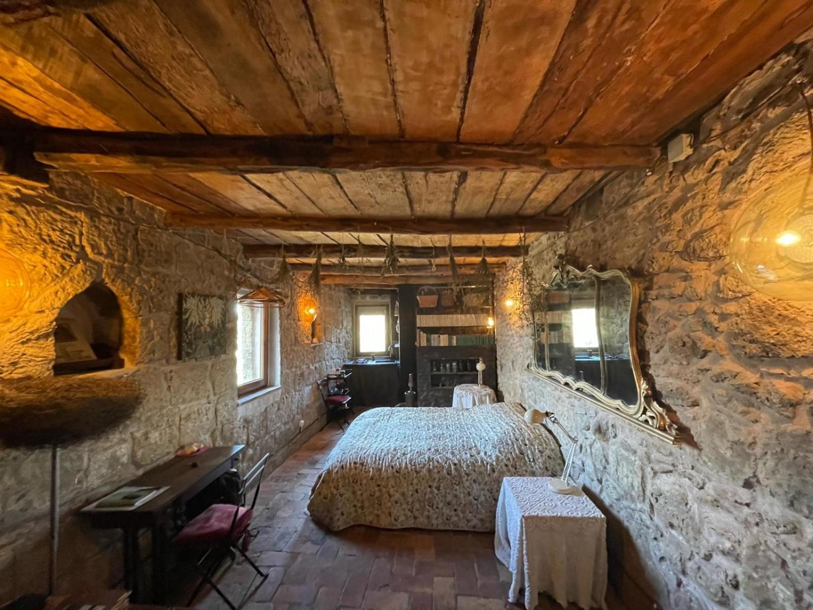 Officina Alchemica Apartment Calcata Bagian luar foto